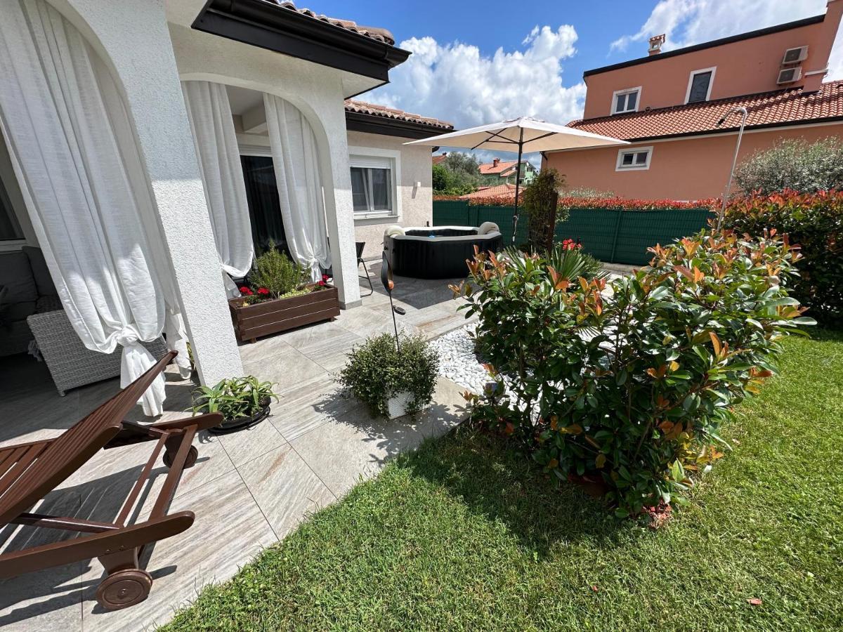 Villa Zonta Apartment Maremi With Private Jacuzzi Buje Exteriör bild