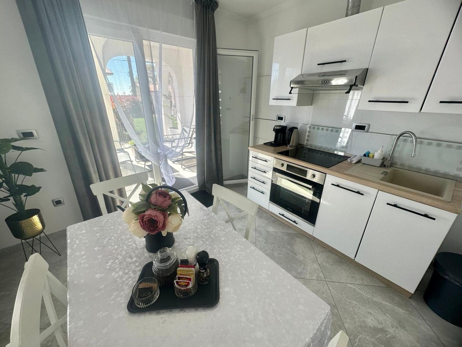 Villa Zonta Apartment Maremi With Private Jacuzzi Buje Exteriör bild